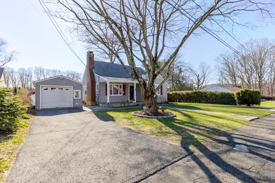 7 Ivy Lane, Danbury, CT 06811 - #3