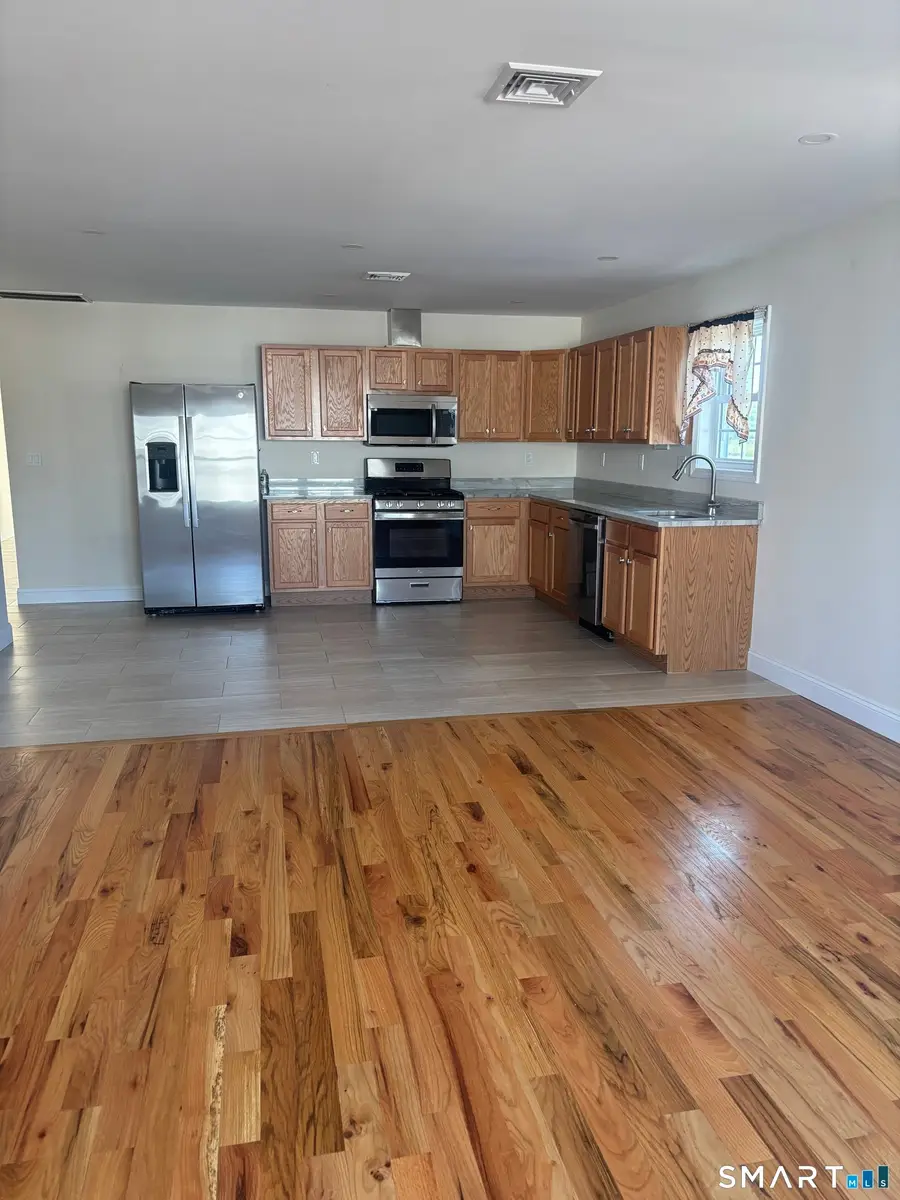 35 Hemingway Avenue #C, East Haven, CT 06512 - #3