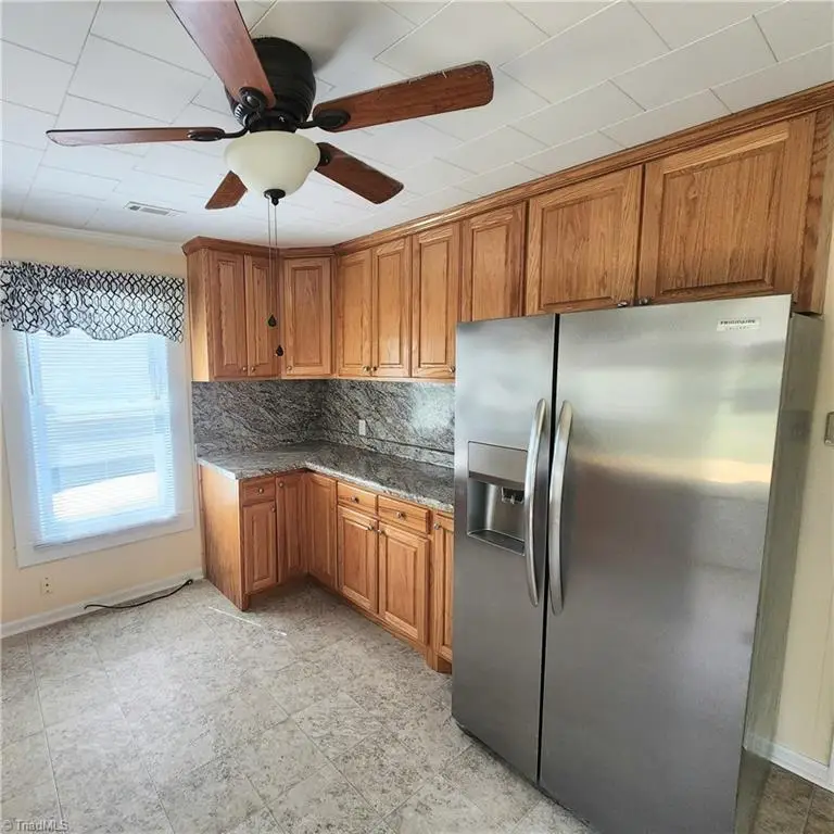 109 Long Street, Mayodan, NC 27027 - #3