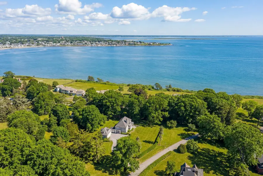 9 Ocean Lawn Lane, Newport, RI 02840 - #2