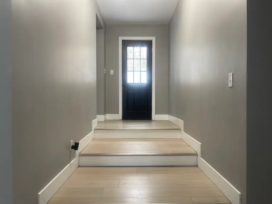 35 Fenwood Avenue, Smithfield, RI 02917 - #3