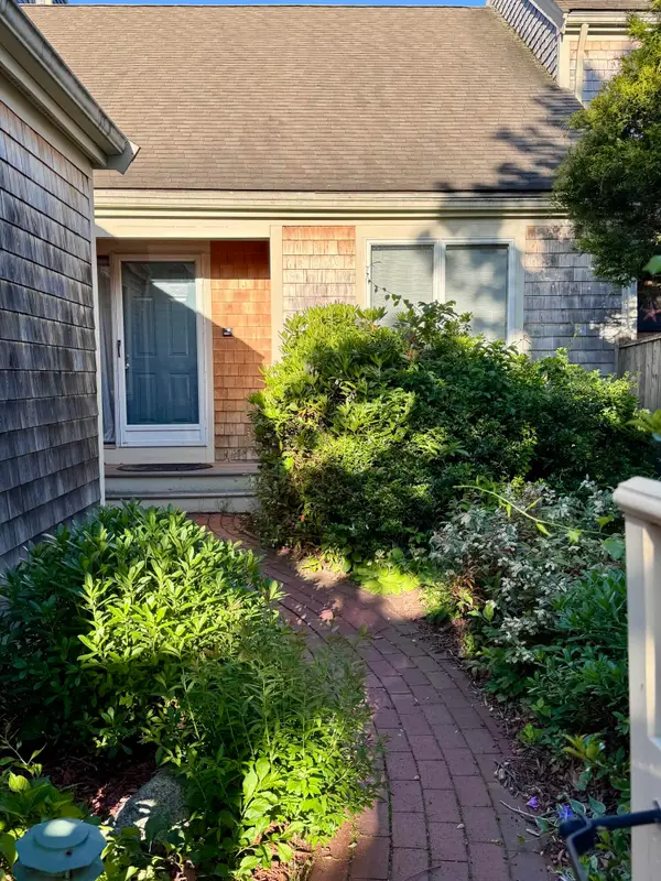 40 Kates Path #40, Yarmouth, MA 02675