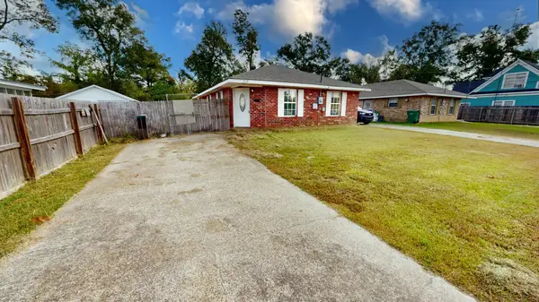 308 Coffee St, Dequincy, LA 70633