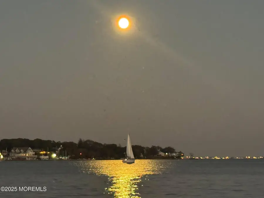 101 Harbor Court, Pine Beach, NJ 08741 - Image #3