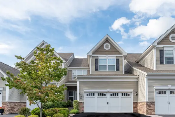 11 Pritchard Court, Fishkill, NY 12524