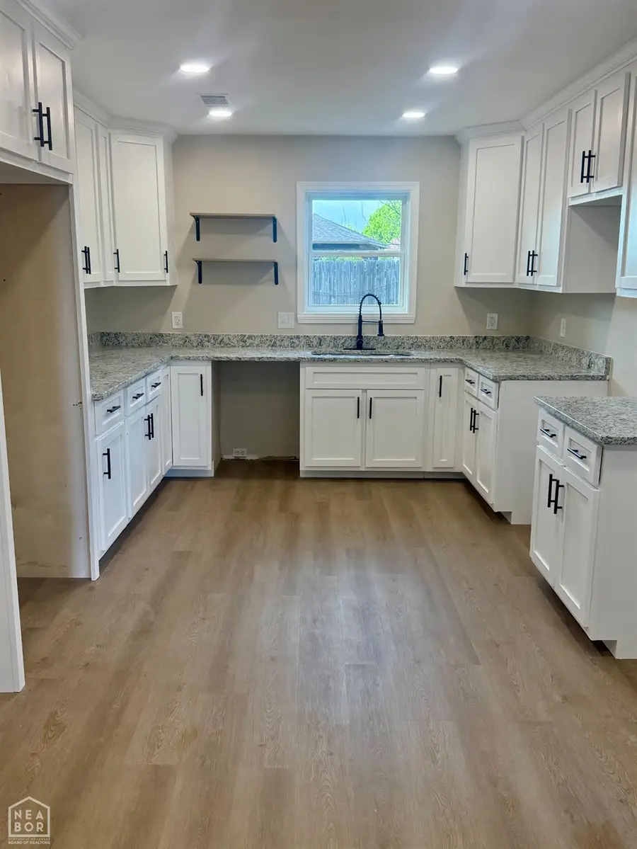 302 Clement, West Memphis, AR 72301 - #3