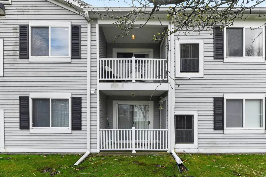 1155 S Lake Drive #71, Novi, MI 48377 - #2