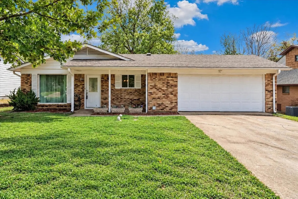1109 S Valentine Drive, Sherman, TX 75090 - #1