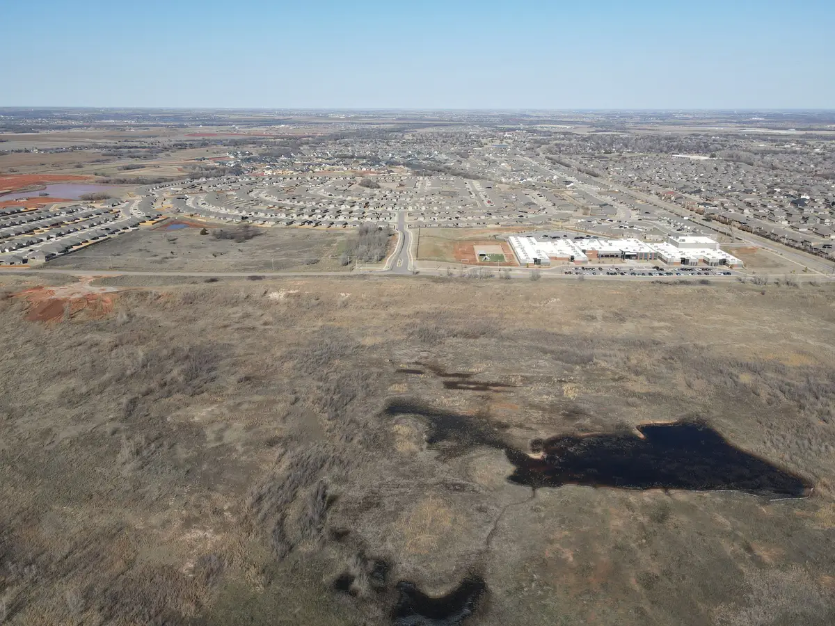 9003 N Mustang Road, Yukon, OK 73099 - Image #1