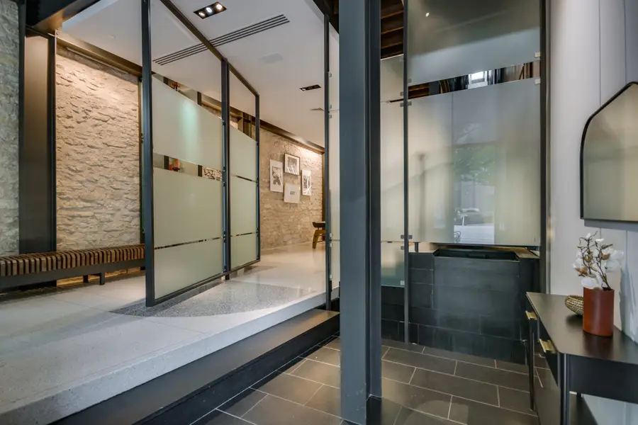 811 Congress Ave, Austin, TX 78701 - #3