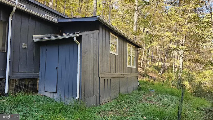 1195 Warden Lake A B Drive, Wardensville, WV 26851 - Image #3