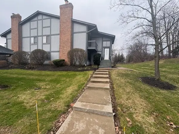 7090 Bristlewood Drive #H, Concord Twp, OH 44077