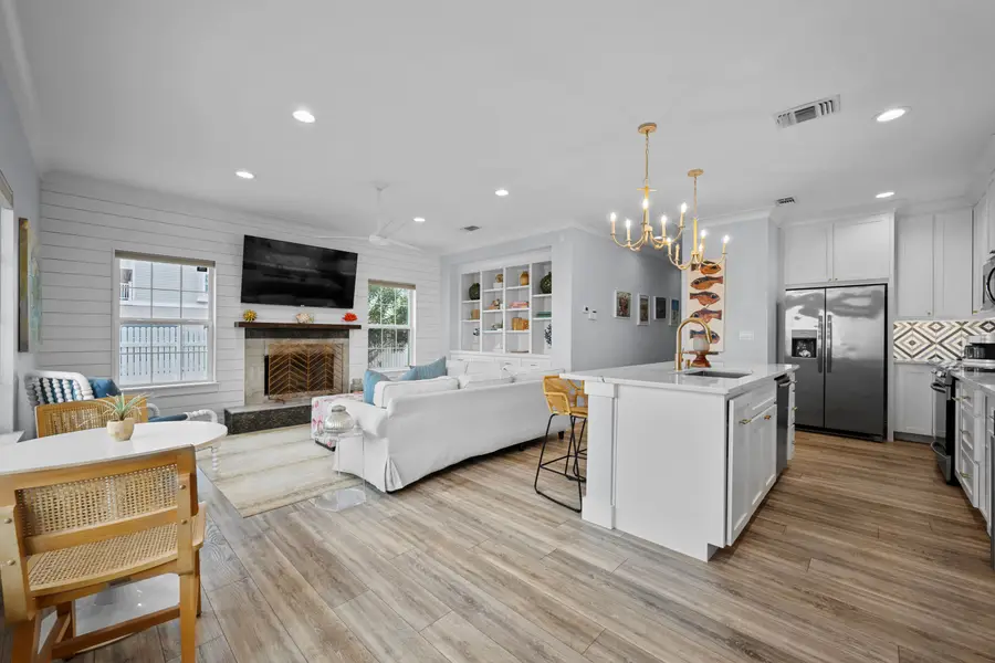 627 S Water Street #101, Rockport, TX 78382 - #3