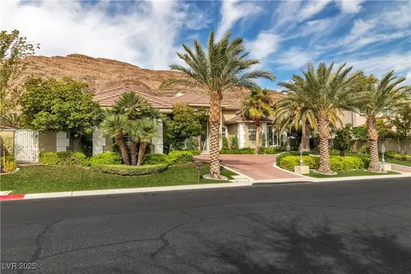 2733 Red Arrow Drive, Las Vegas, NV 89135