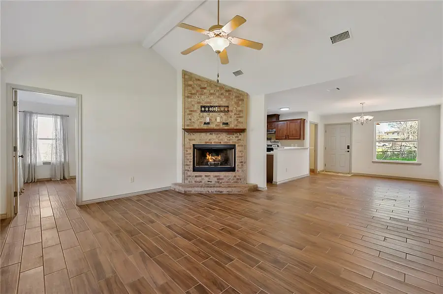 102 N Moore Street, Caldwell, TX 77836 - Image #3