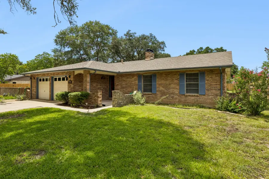 1640 Willow Ln, Seguin, TX 78155 - #2