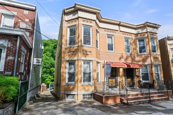 82-72 88th Place, Glendale, NY 11385