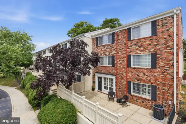 1421 Van Dorn A, Alexandria, VA 22304
