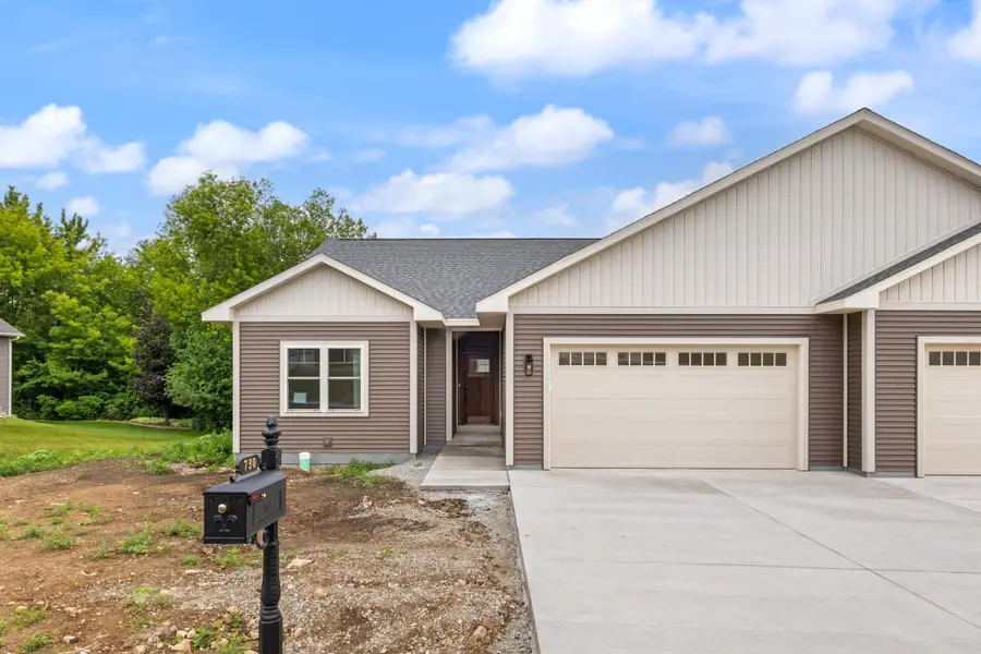 742 Kensington Drive, Ripon, WI 54971 - #2