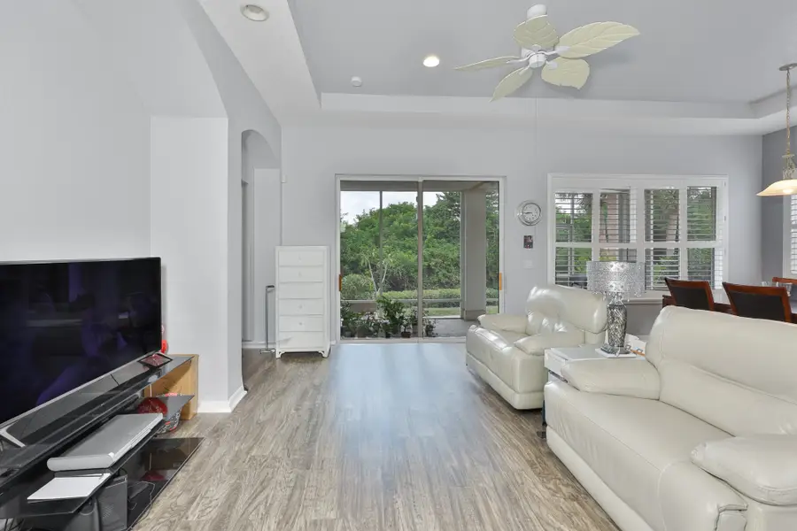 1050 Regal Manor Way, Sun City Center, FL 33573 - #2