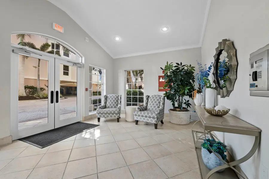 5430 Eagles Point Circle #105, Sarasota, FL 34231 - #3