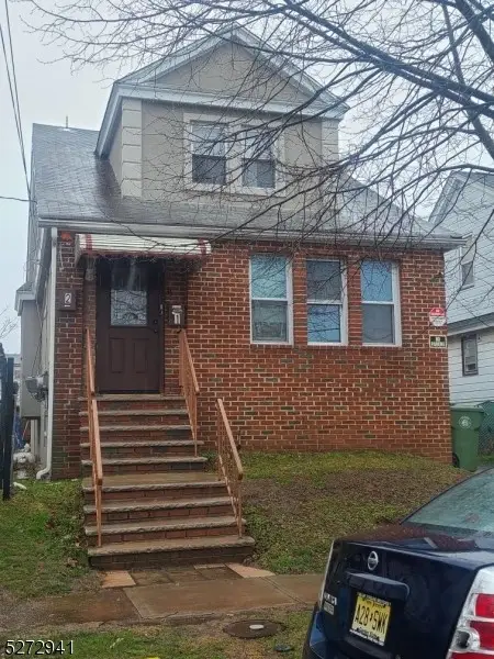 31 W 18Th St #2, Linden City, NJ 07036-3405