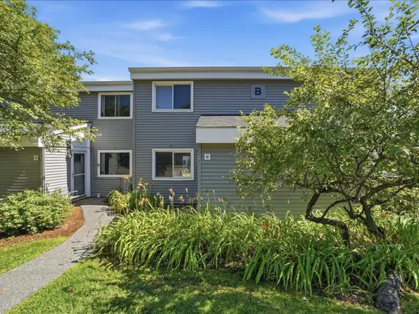 B2 Grandview Drive, South Burlington, VT 05403