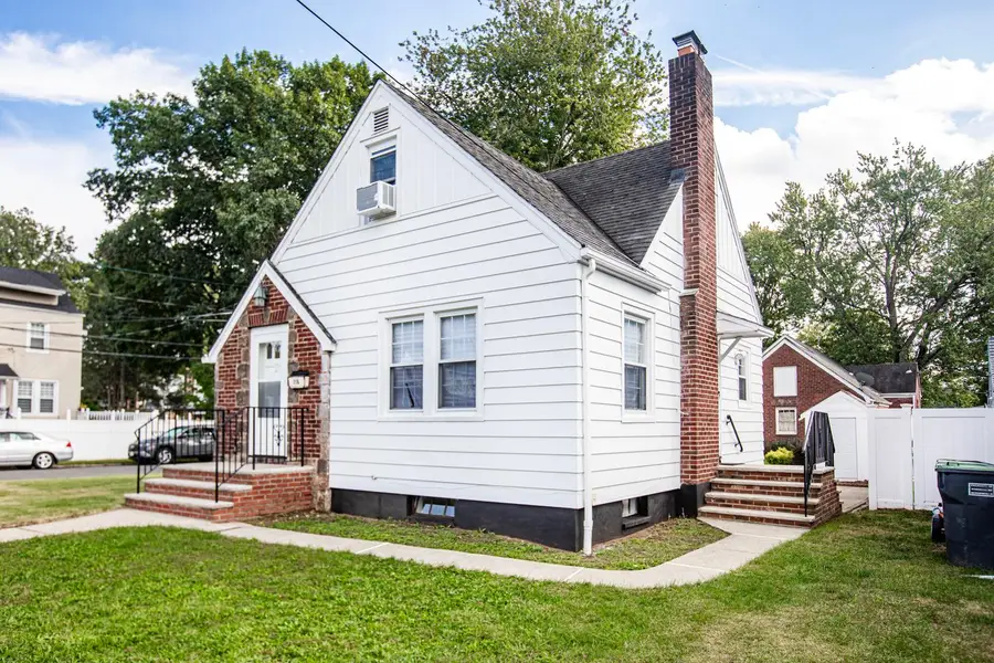 218 Hickory Avenue, Bergenfield, NJ 07621 - #3