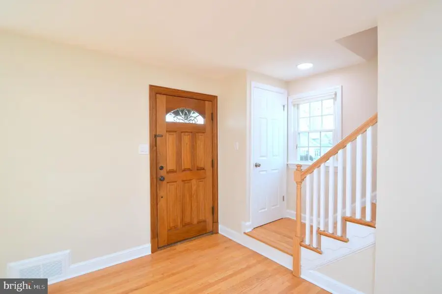2441 N Mckinley Street, Arlington, VA 22207 - #3
