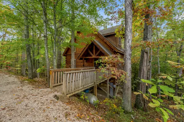 246 Suzanna's Arch Road, Campton, KY 41301