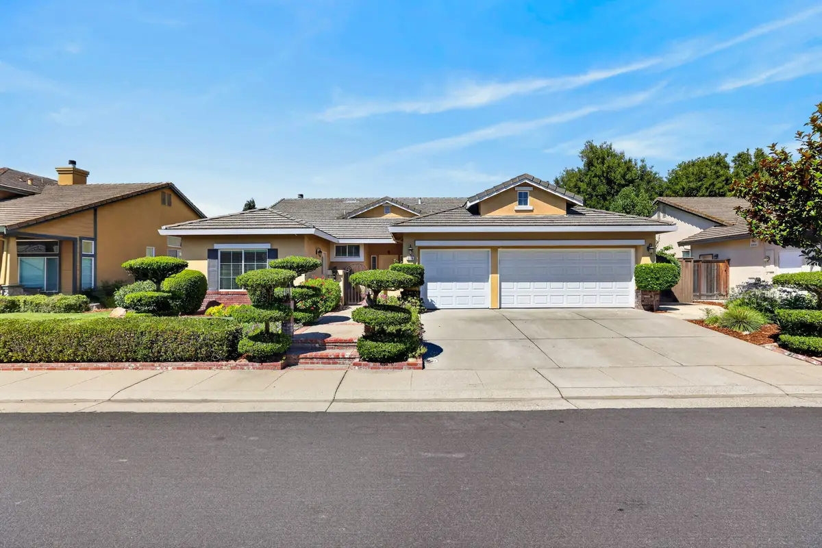 3729 Lake Terrace Drive, Elk Grove, CA 95758 - #1