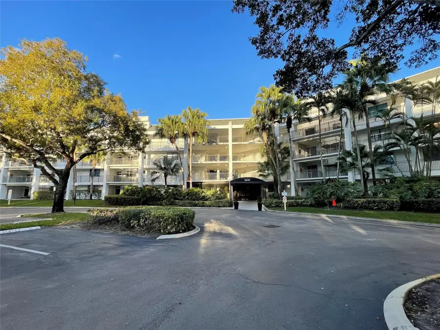 16141 Blatt Boulevard unit: 408, Weston, FL 33326 - #3