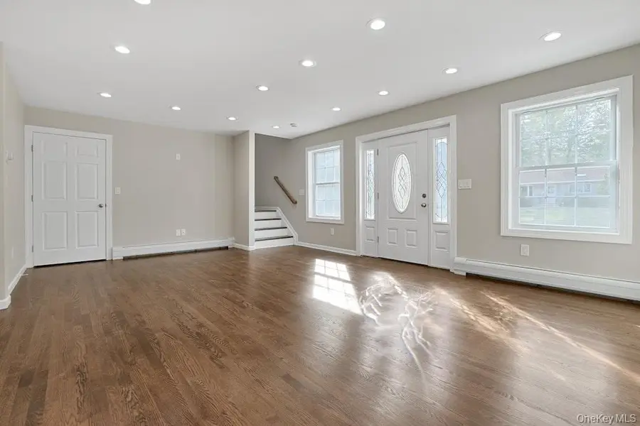 36 Windmill Lane, New City, NY 10956 - Image #3