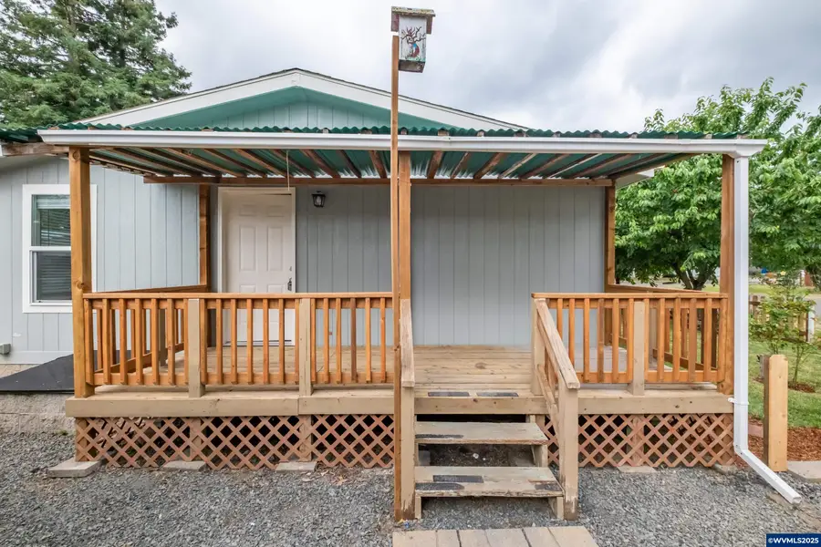 2110 NE Willamette Ave, Albany, OR 97321 - Image #2