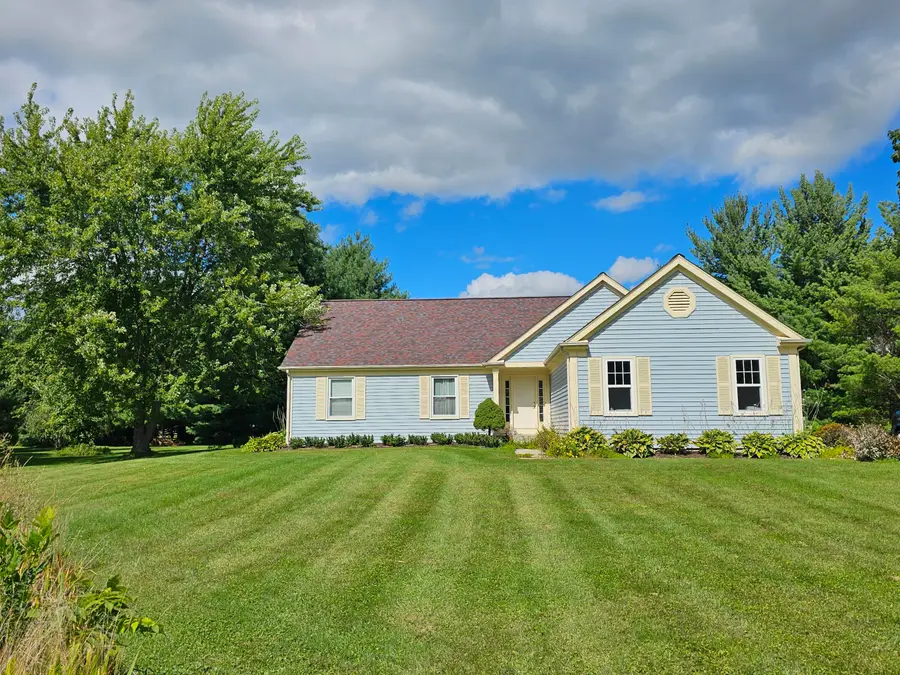 W5074 Hawk Rd, La Grange, WI 53121 - Image #2