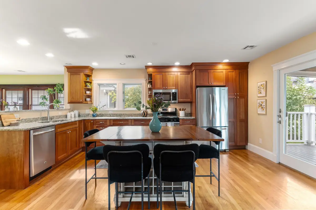 225 Jackson Rd #225, Newton, MA 02458 - #1