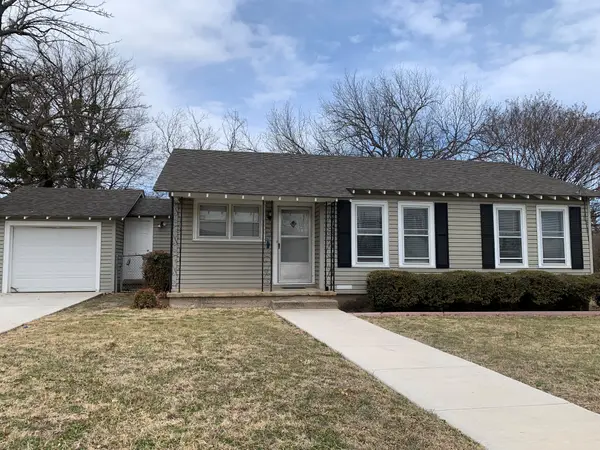 607 E Hale Avenue, Decatur, TX 76234