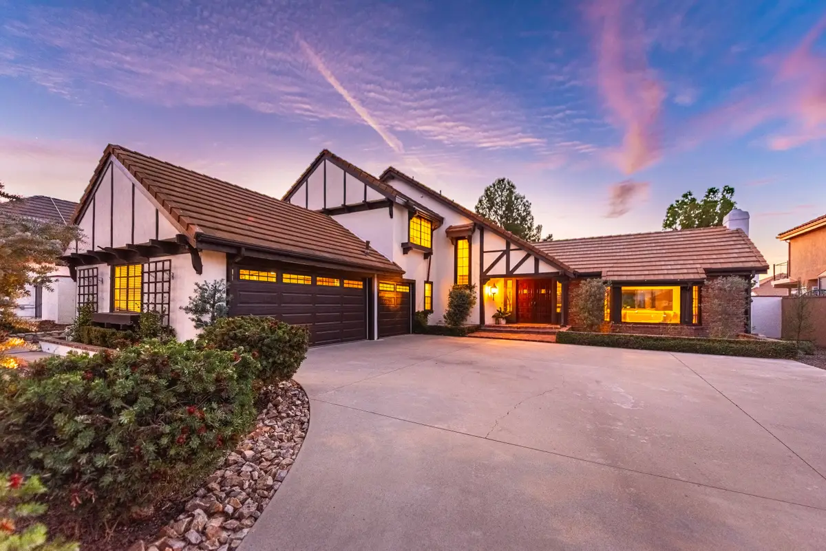 261 Scarborough Street, Thousand Oaks, CA 91361 - #1