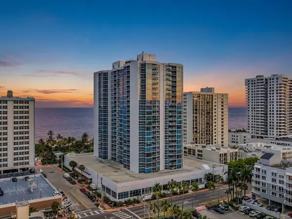 2655 Collins Avenue #Unit Unit 1710, Miami Beach, FL 33140