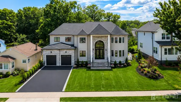 117 Berkley Blvd, Woodbridge Twp., NJ 08830