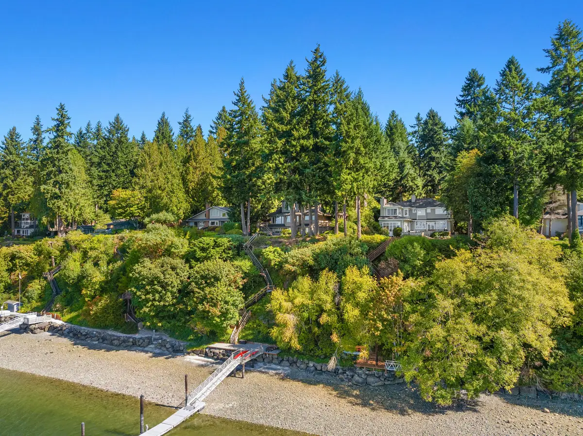 13401 Manzanita Road Ne, Bainbridge Island, WA 98110 - Image #1