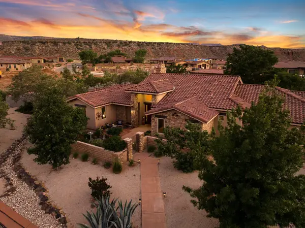 565 E Rio De Sion Dr, Virgin, UT 84779