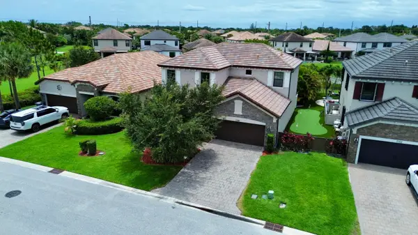 7146 Sandgrace Lane, Greenacres, FL 33463