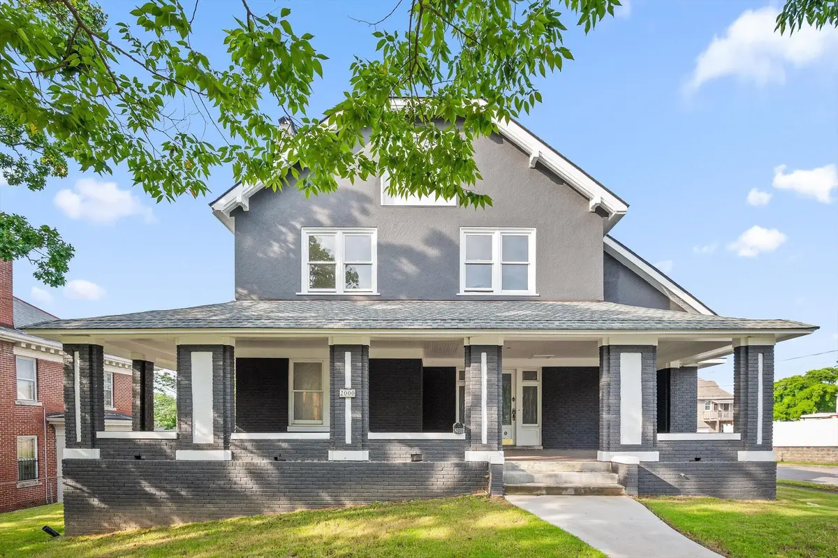 2000 Oak Street, Chattanooga, TN 37404 - #1
