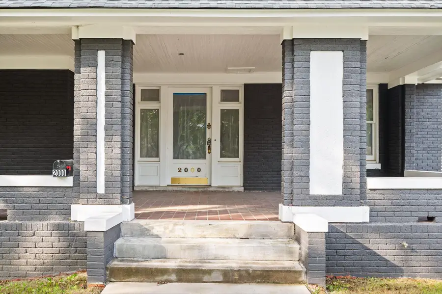 2000 Oak Street, Chattanooga, TN 37404 - #3