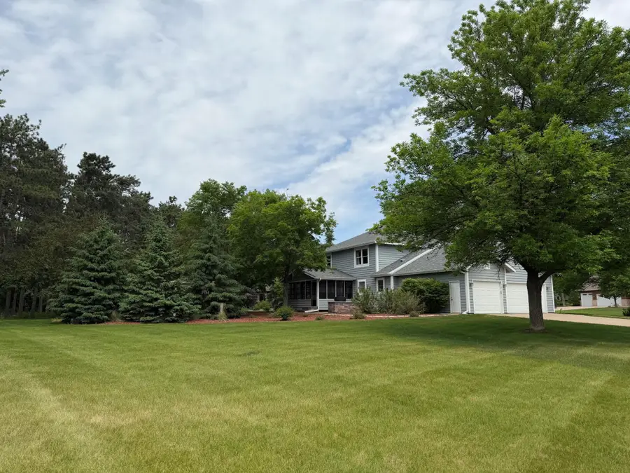 2721 Meadowrose Boulevard, Saint Cloud, MN 56301 - #3