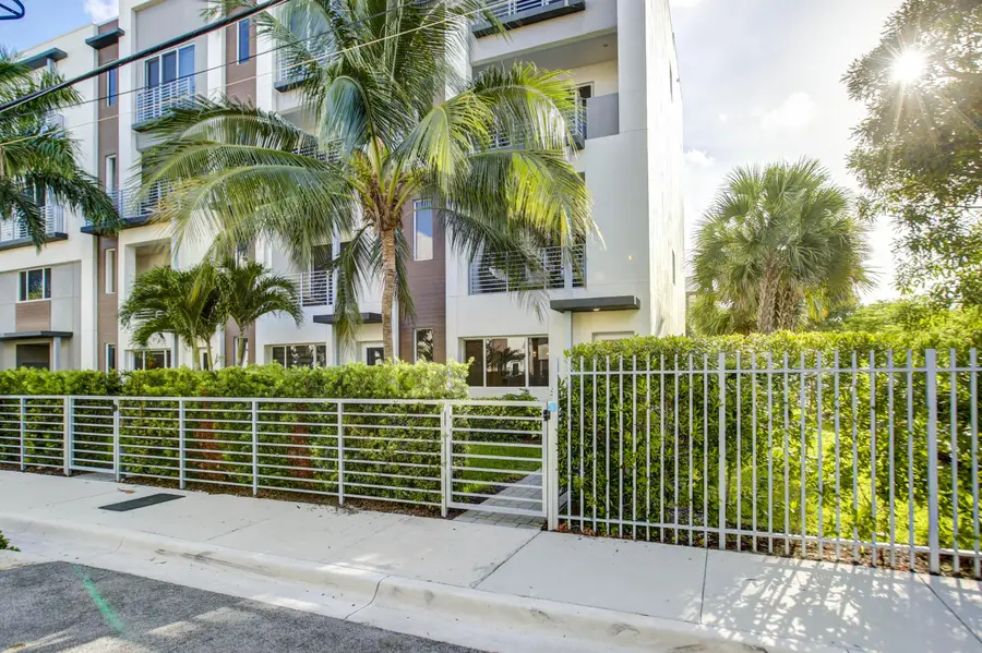 1045 NE 18th Avenue #Unit 106, Fort Lauderdale, FL 33304 - #2