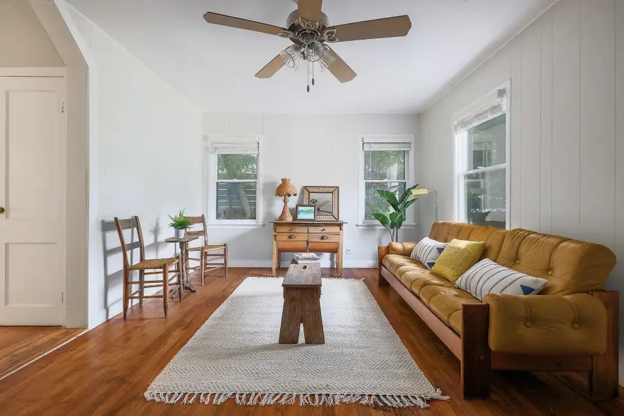 5008 Duval ST, Austin, TX 78751 - Image #3