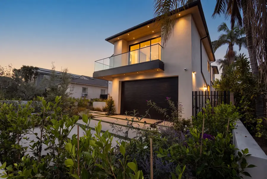 3542 Butler Avenue, Los Angeles, CA 90066 - #2