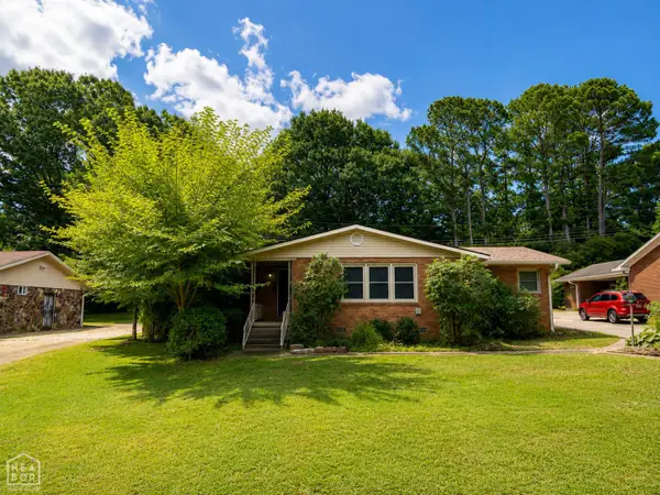 1828 Crestview St, Jonesboro, AR 72401